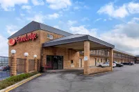 Econo Lodge Belton - Kansas City South Hotels in Raymore