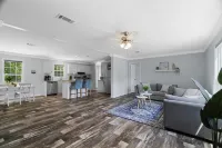 Perfect for Family and Friends Relaxation - Stylish Retreat Hotels in Pasco County