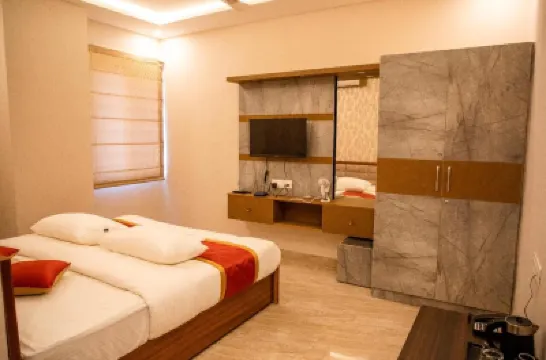 Serenity Stay Inn Hotel di 