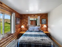 Paradise Ranch: 2 Cabins Great for Families, Wedding Guests, Montana Adventurers Hotels in Pray
