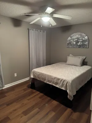 Charming 4-bedroom/2 bath house with AC and WiFi in lovely Hephzibah