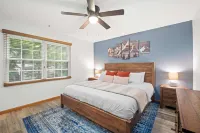 5 Min to Summersville Lake I Hot Tub I Game Room I Grill I Fire Pit Hotels in Nicholas County