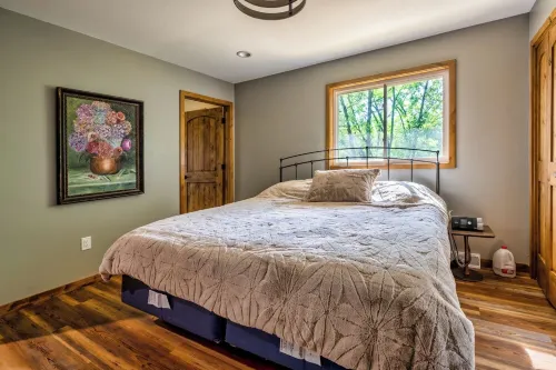 Unhurried Rapids Hideaway; charming 3-bedroom house with WiFi & AC in Stephenson