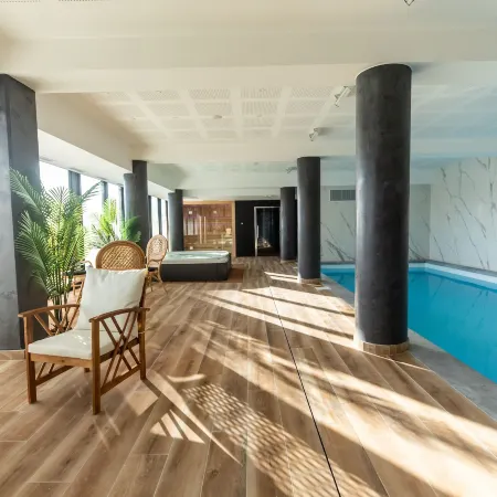 Le Barracuda & Spa, Centre Port, Pieds Dans l'Eau, Vue Mer