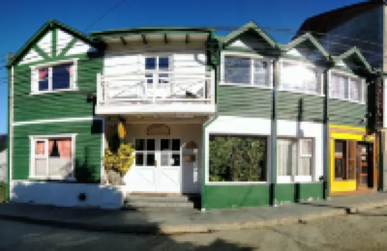 Los Calafates Hotel Hotels near Museo Marítimo y del Presidio de Ushuaia