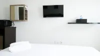 Comfy and Modern Studio (No Kitchen) at Orchard Supermall Mansion Apartment - 2-Star