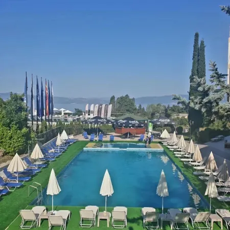 Hotel Bluebell Отели в г. Охрид