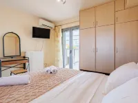Cozy Studio w Balcony in the Center of Filiatra Hotels in Filiatra