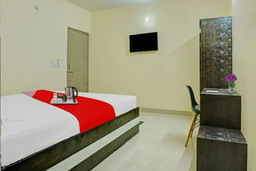 Royal Comfort Homestay Autostand Kankarbagh