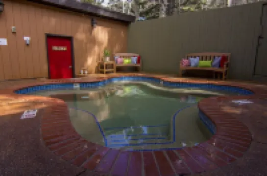 Taos Ski Valley - 2 bed/2 bath Condo #315 Next to Children's Center