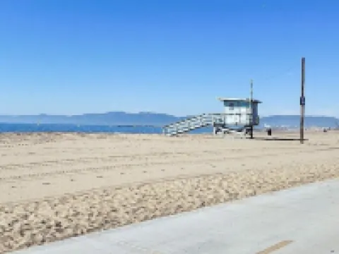 Cozy Escape - Beach Community of Playa Del Rey Hotels in Playa del Rey