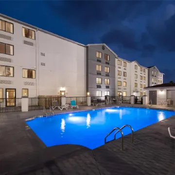 Spark by Hilton Biloxi Ocean Springs