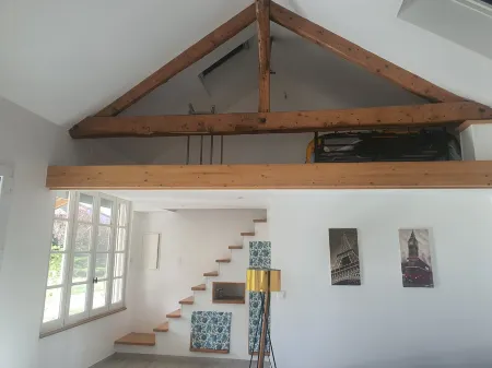 Cottage/gîte à Labri de Lagitation Dans un Environnement Calme et Serein Отели в г. Десиз