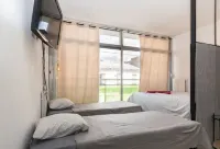 Cozy studio town center + private PARKING