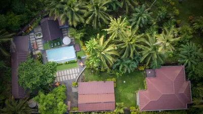 Rue DeuxVilles Villa Hotels near Bohol Island State University Calape Campus
