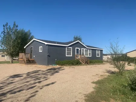 Beautiful and cozy 3 bedroom home, perfect for a family get away.