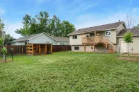 Rmnp Retreat - Group-friendly Home Near Estes Park Hotel di Berthoud