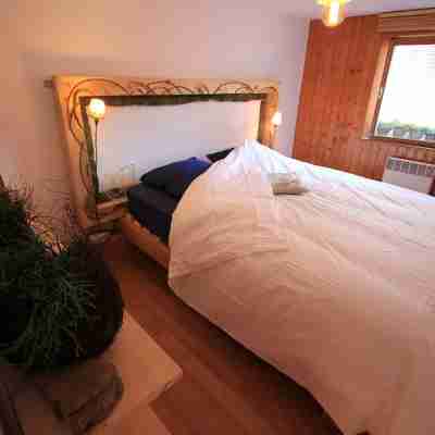 Vegetal Cocoon in the heart of the city of Annecy Rooms