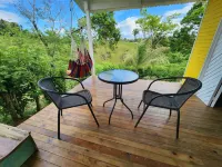 Cute & Cozy Caribbean Cabin on a farm. Hotels in Rio Dulce