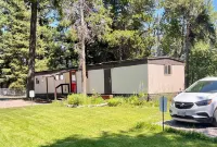 Grizzly Den ~ Less than 15 minutes to Glacier National Park! فنادق في Flathead County