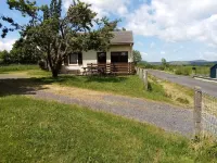Chalet NEW, green environment, nature, quiet, in Auvergne, Sancy Massif view
