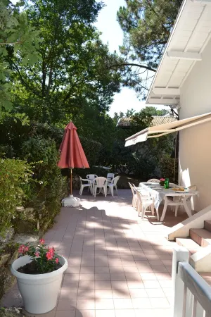 PYLA SEA VIEW VILLA 150m2 ROCHER OF 5 BEDROOMS 250m PLAG