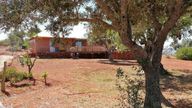 LODGE Palmeira, 6 persons 3 bedrooms, terrace and swimming pool in a quiet area