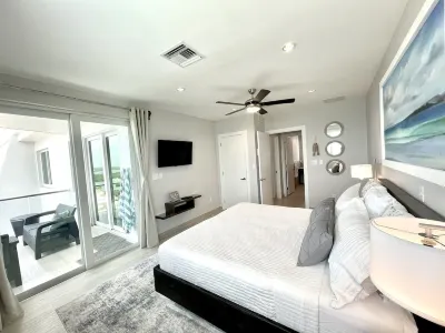 PRIVATE PENTHOUSE VIEWS on the TOP/5th FLOOR!! 2 Bedroom Condo at SUNSET CARIBE! Các khách sạn ở 