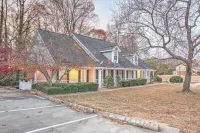 Family GA Horse Park Home, Sleeps 5 - 3-Star