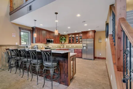 Perfect Retreat in the Heart of Crosslake