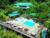 Pinard's Mountain Resort - Cottage 7 Hotels in Pointe Michel