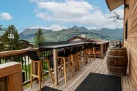 Les Coches: Chalet at the foot of the slopes with views of Mont Blanc