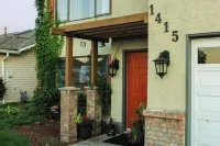 Stay in Central Kelowna, relax in your private 3 Bedroom, 2 bathroom home.