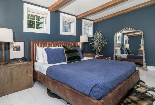 Union Cottage - One Block from Warren St Hotels in Hudson