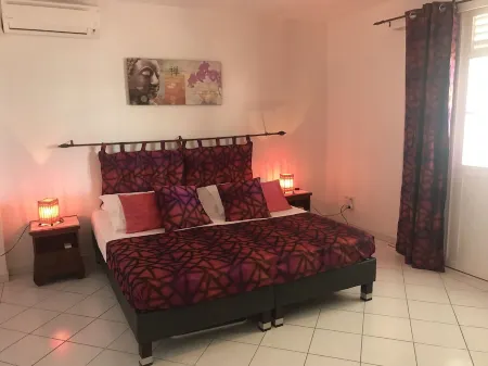 MAGNIFICENT T4, overlooking the lagoon of St François