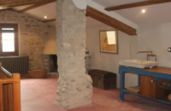 Self catering Cal Sarri Vell for 4-8 people