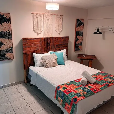 Remodeled Apartment-electric generator-8 min to beach Отели в г. Агуада