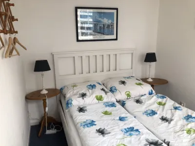 Bright, cozy vacation apartment in a perfect location close to the beach and town center โรงแรมใน