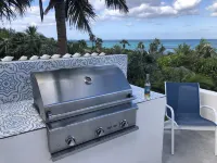 Beachfront Home and Pool, 4Br/4 Bathrooms Hotel a North Palmetto Point