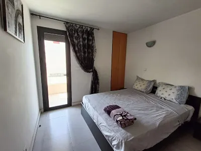 Apartment Ideally Located Near the Royal Palace فنادق في 