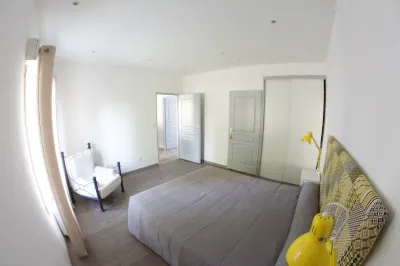 Charming apartment T3 (2 bedrooms) patio and terrace