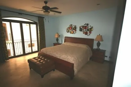 Beautiful Beachfront Ocean View Condo