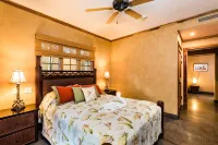 Spacious 2BR/2Bath 5 Star Villa - Steps from Blue Water & White Sand Beach
