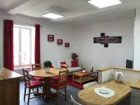 APARTMENT 1.5 kms FROM THE LANDING BEACHES