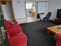 Cosy and Warm.  Centrally located to all Invercargill has to offer.