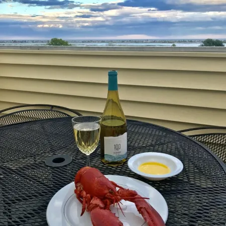 Beautiful Wells Maine Condo Village By The Sea 2 Bed 2 Bath For Rent by Owner