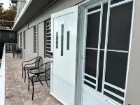 Remodeled apartment near beach