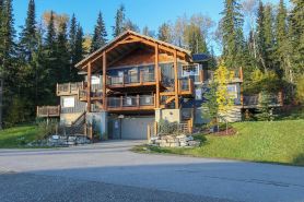 Mountain View - Hot Tub - Ski in/Out - at Kicking Horse Mountain Resort