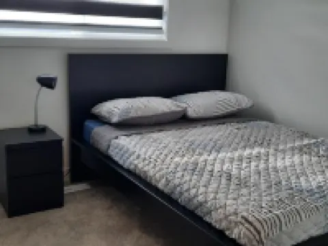 Home in Fort Saskatchewan 薩斯喀徹温堡酒店