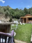 Joli Chalet Proche des Plages de Balagne, Rivières de Lasco et du Gr20 Hotels in Morosaglia